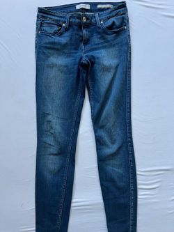 Guess  power stretch skinny jeans size 26 
