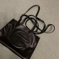 Telfar Bag black			
