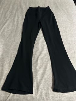 90 degrees flared legging