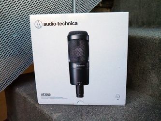 *NEW IN BOX* Audio Technica Studio Microphone