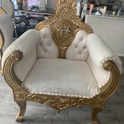 Royal Chair I Sell It (ASAP )