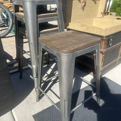 4 Barstools Counter Height 