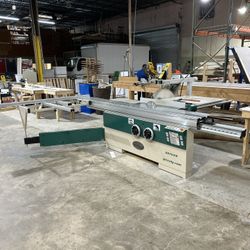 Grizzley Sliding Table Saw 
