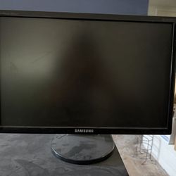 Samsung 19’ Monitor Plus Desk