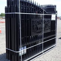  7'x20' Metal Farm Driveway Gate square deer design 