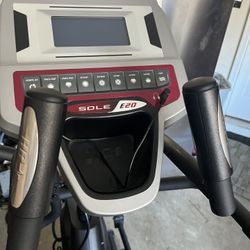 SOLE E20 ELLIPTICAL (FREE DELIVERY)💥💥💥