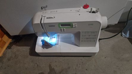 Vintage Sewing Machine need pedal