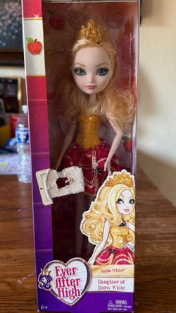 Ever After High Apple White Doll
