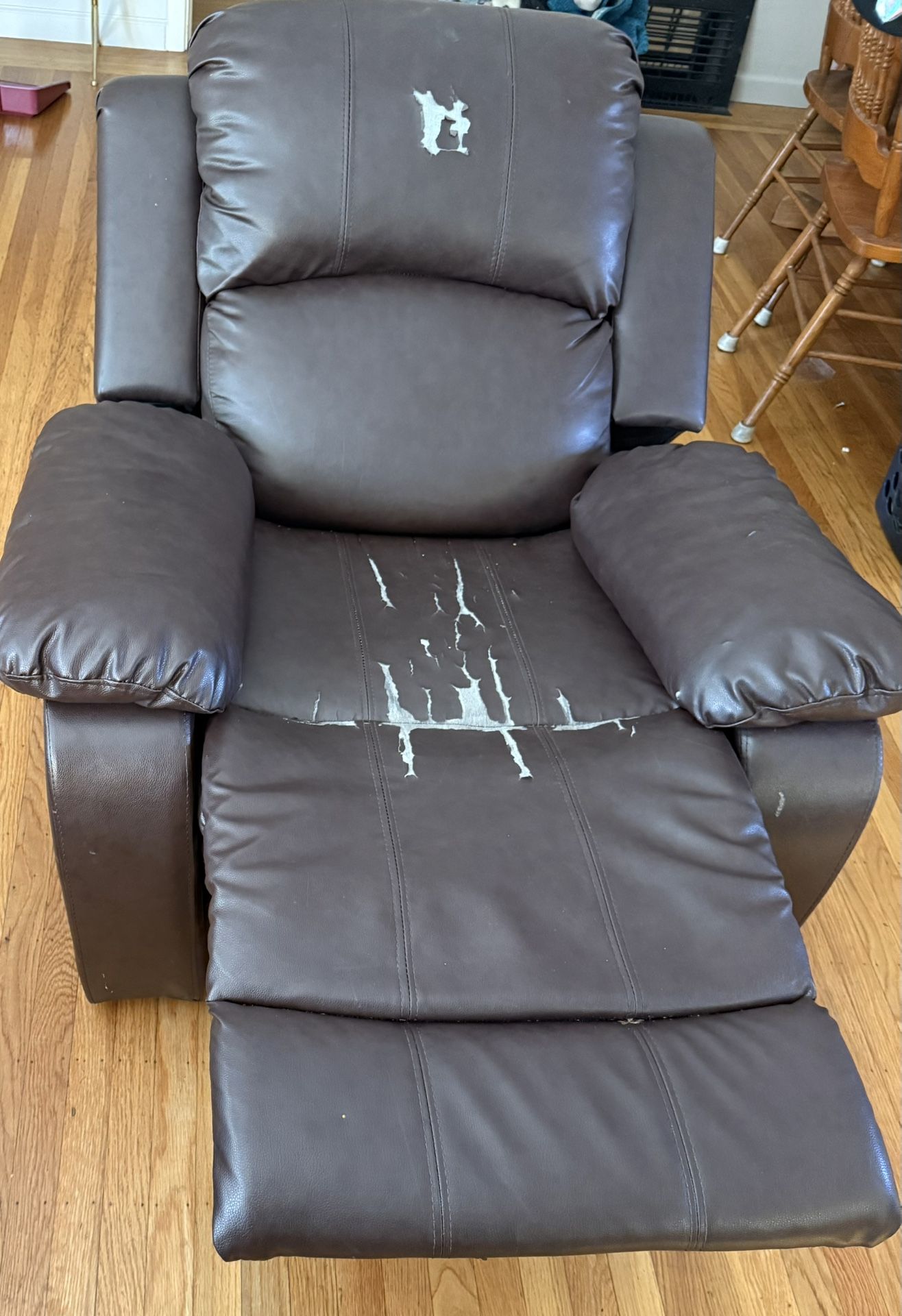 Recliner Chair -FREE