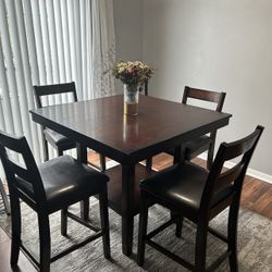 Chestnut Dining Table 