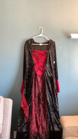 HALLOWEEN VAMPIRE ADULT SIZE XL 16-18 COSTUME
