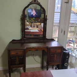 Antique Vanity With Mirror 