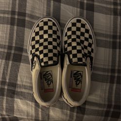Bot Vans Size 3.5
