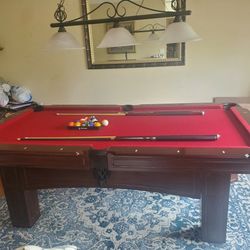 Beautiful 8ft Dark Wood Pool Table Like New  In Spring Hill
