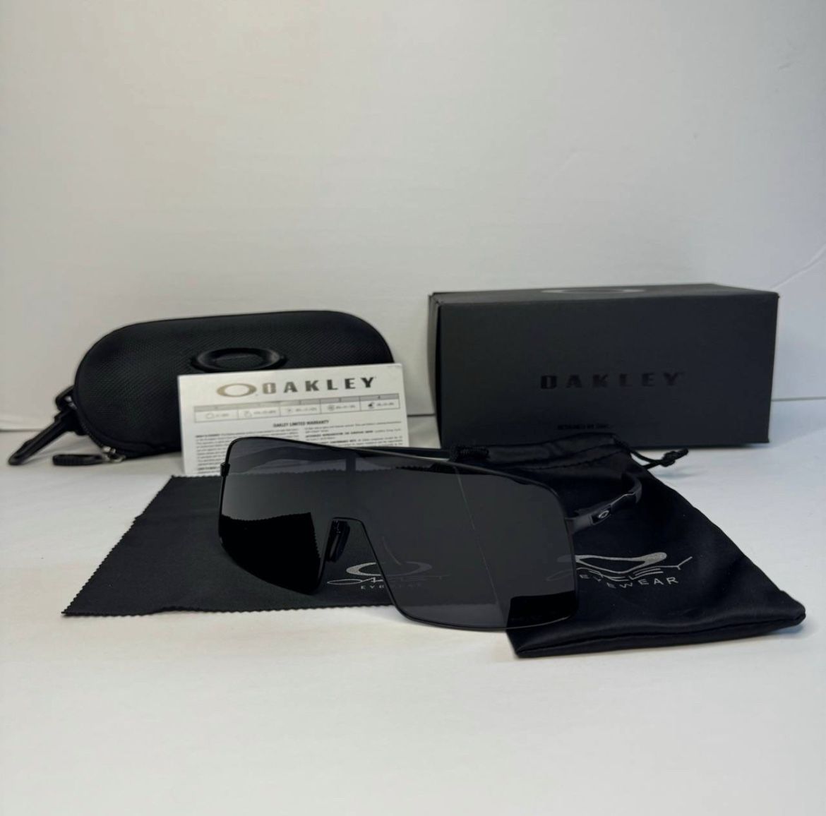 Oakley Sutro TI Black/black
