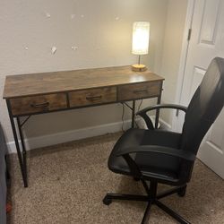 Office Desk with chair