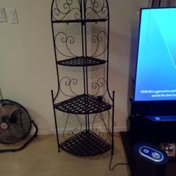 Caddy Corner Stand 