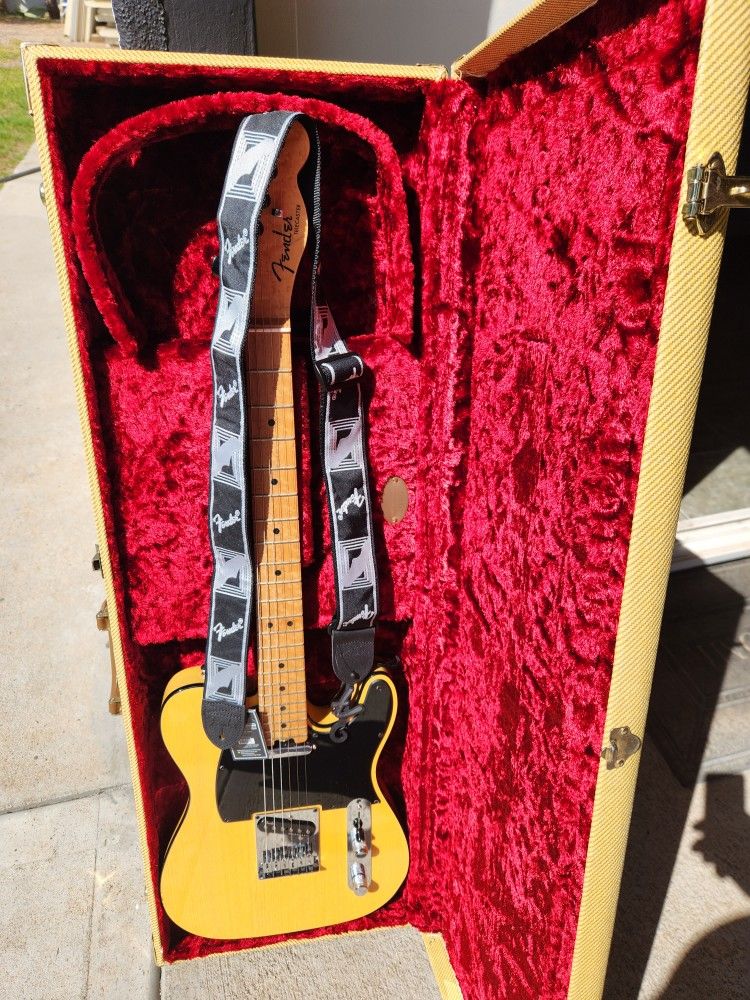 Fender American Vintage II 1951 Telecaster Electric Guitar Butterscotch Blonde