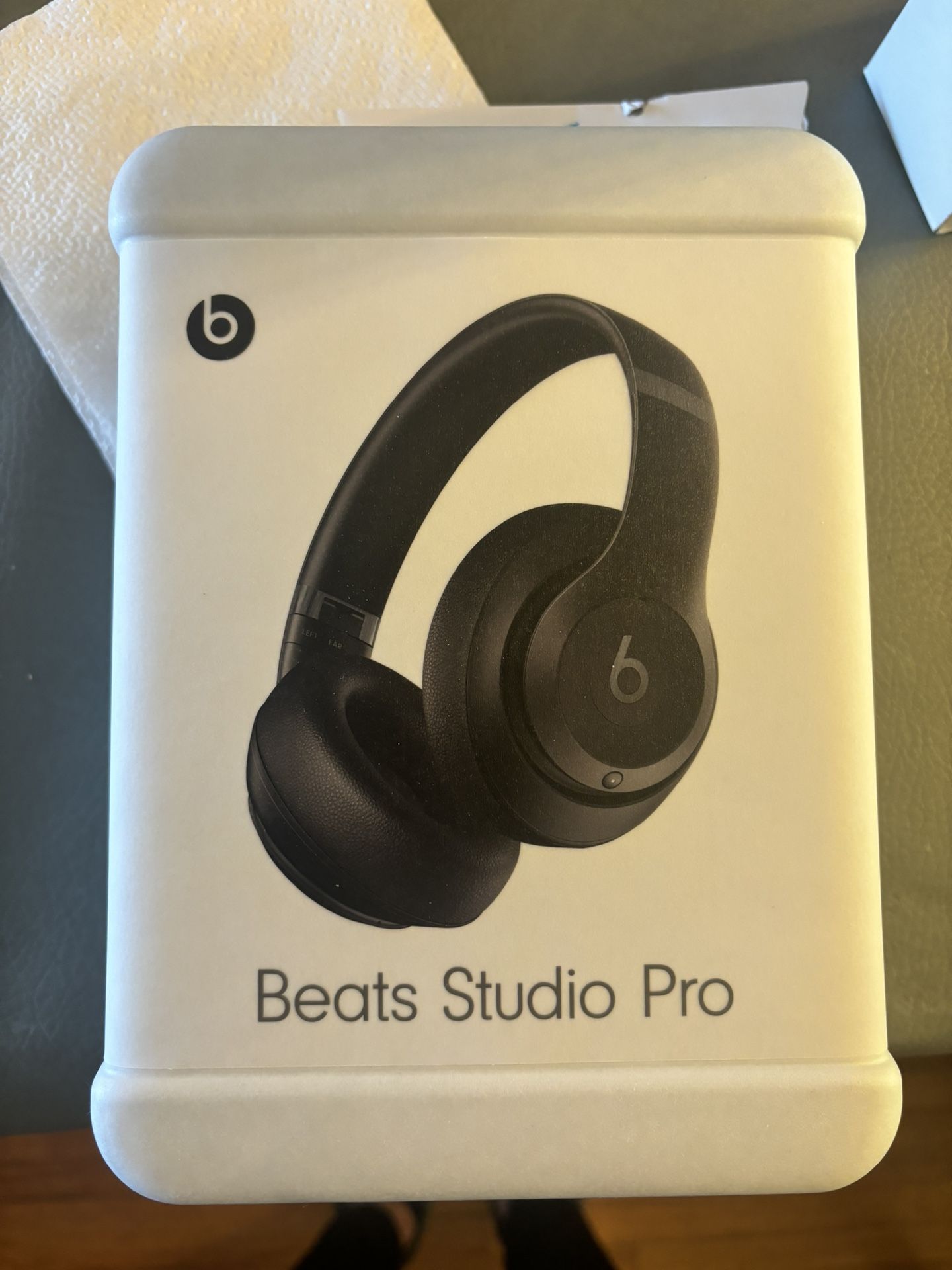 Beats Studio Pro