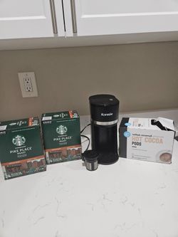 Karosie coffee machine + 2 unopened boxes Starbucks coffee pods