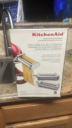 Pasta roller cutter set