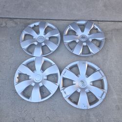 16' Hub Caps