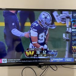 Samsung UN40EH5300 40” Class LED HDTV
