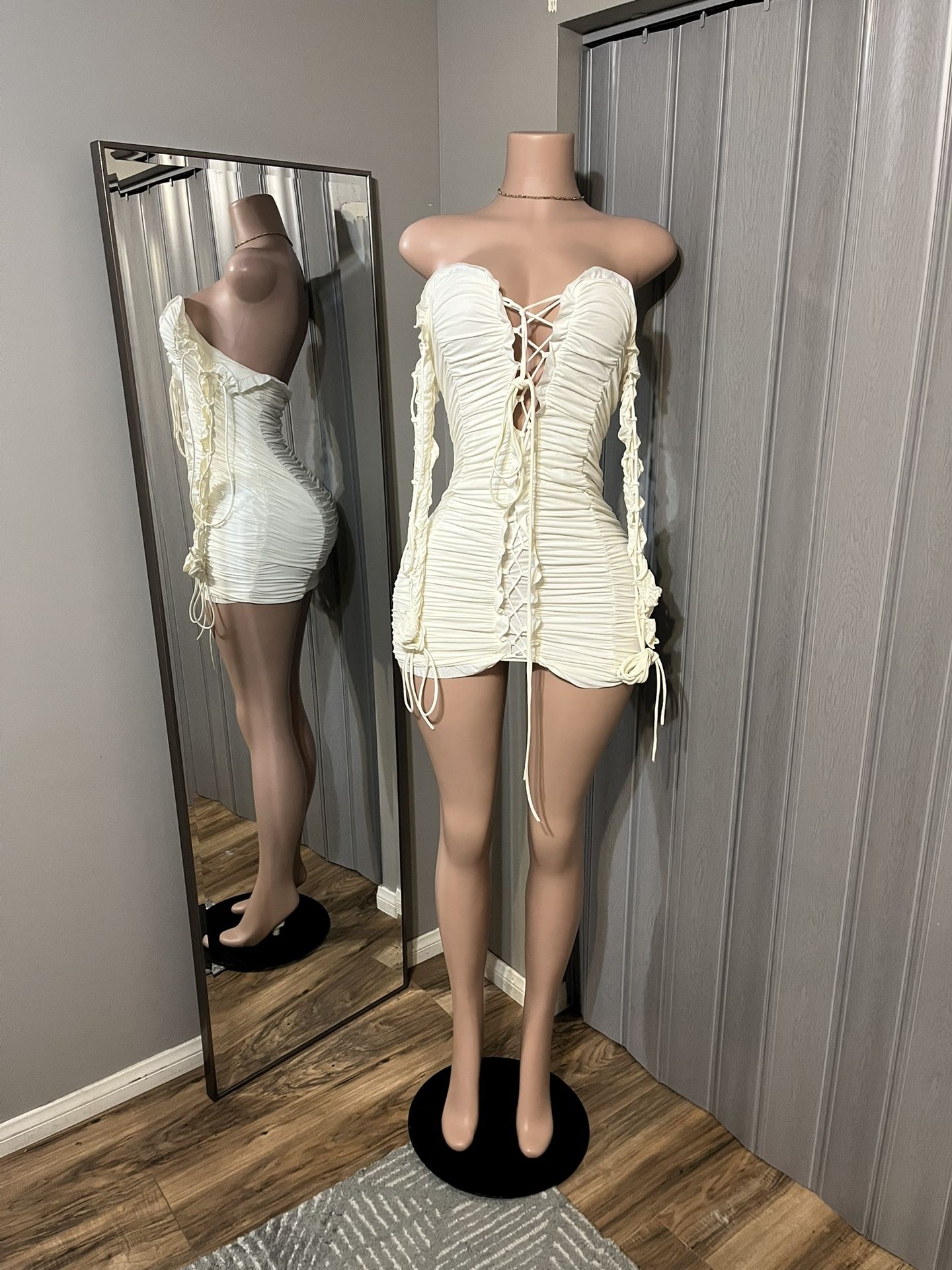 Boutique Dress Size M Fashion Nova