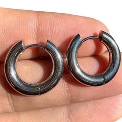 Silver Hoop Earrings 19mm Chunky 4mm Hinged Hoops Minimalist Everyday Gift for Her