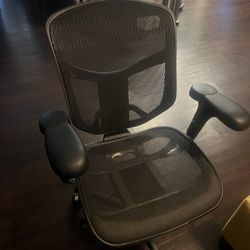 PRO.  Desk Chair 