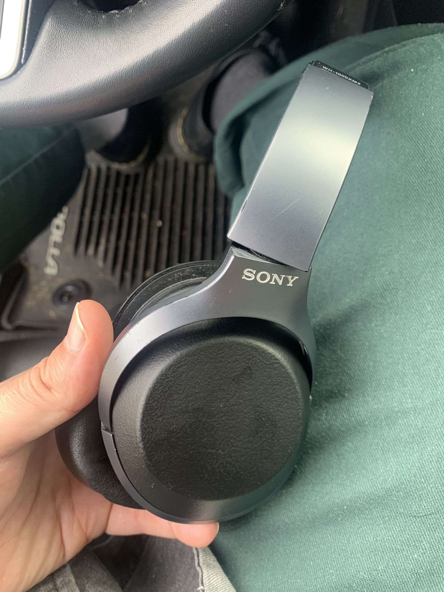 Sony WH1000XM2 Noise cancelling Headphones