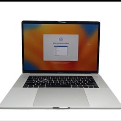 Apple MacBook Pro 15" 2018 (A1990) - Intel Core i7 2.2GHz - 16GB RAM - 256GB SSD.