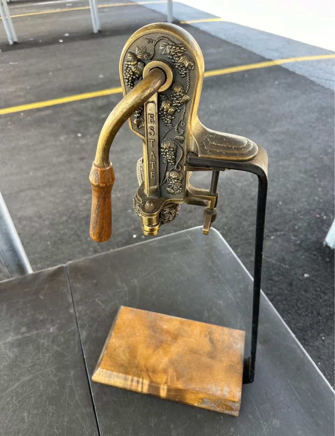 Rogar Estate Antique Brass Table Top Wine Bottle Opener w/ Wood Stand Corkscrew (working!!)