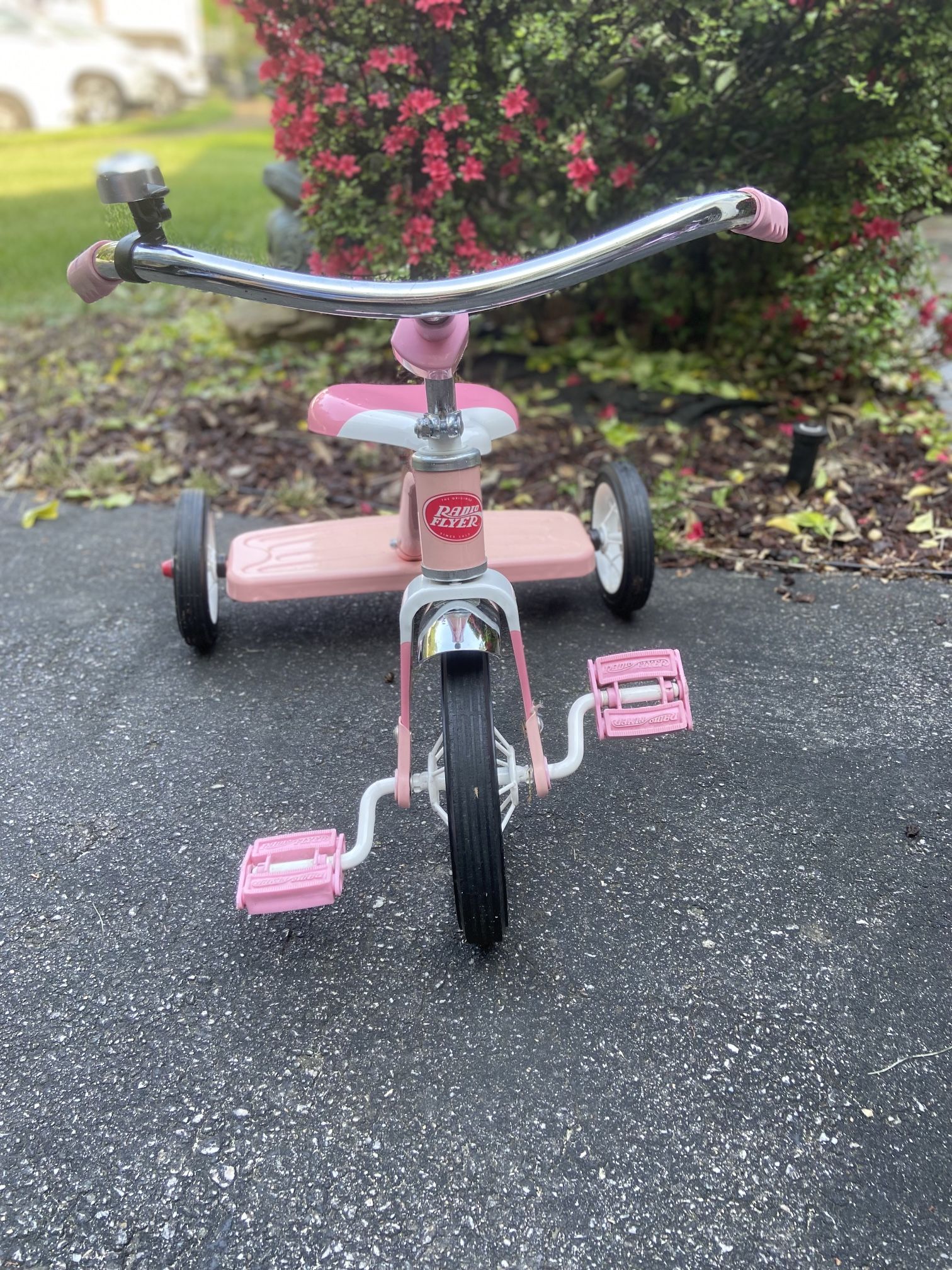 Radio Flyer Classic Pink Tricycle