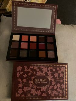 Name Brand Eyeshadow Palette