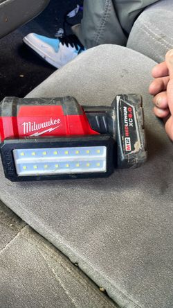 Milwaukee light and battery or 12.0 battery