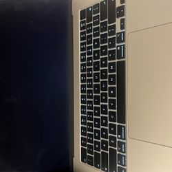MacBook Air M5 2026- 15inch