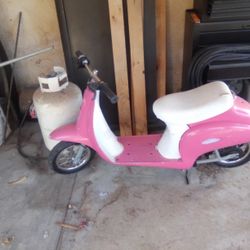 Razor Moped