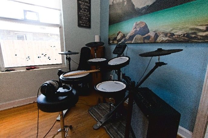 Roland TD-07 V-Drums (Electronic Drum Kit)