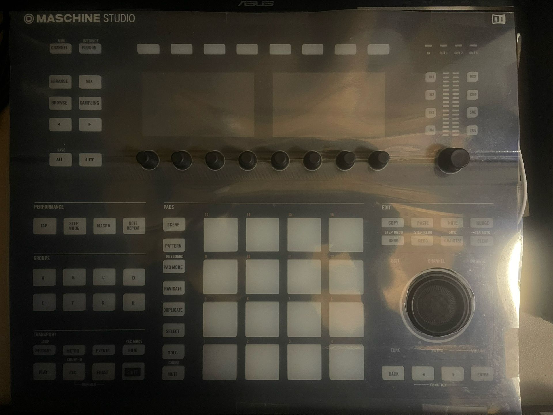 Maschine Studio – Beatmaker’s Dream Setup