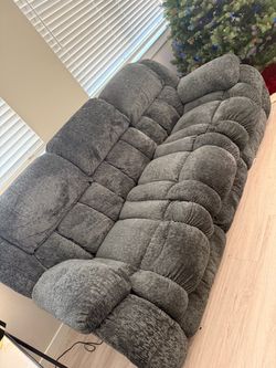 2 Piece Power Reclining Couch Set With Charging Outlets