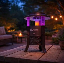 DYNATRAP 1/4 ACRE LED PORTABLE MOSQUITO & INSECT TRAP - BLACK