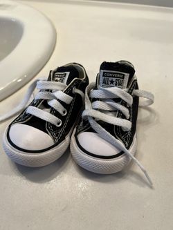 Toddler Converse Size 4T