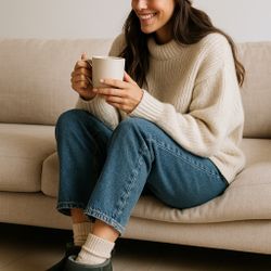 UGG Classic Ultra Mini Platform Boots Women’s 10 FRSN Green Suede 1135092 Box