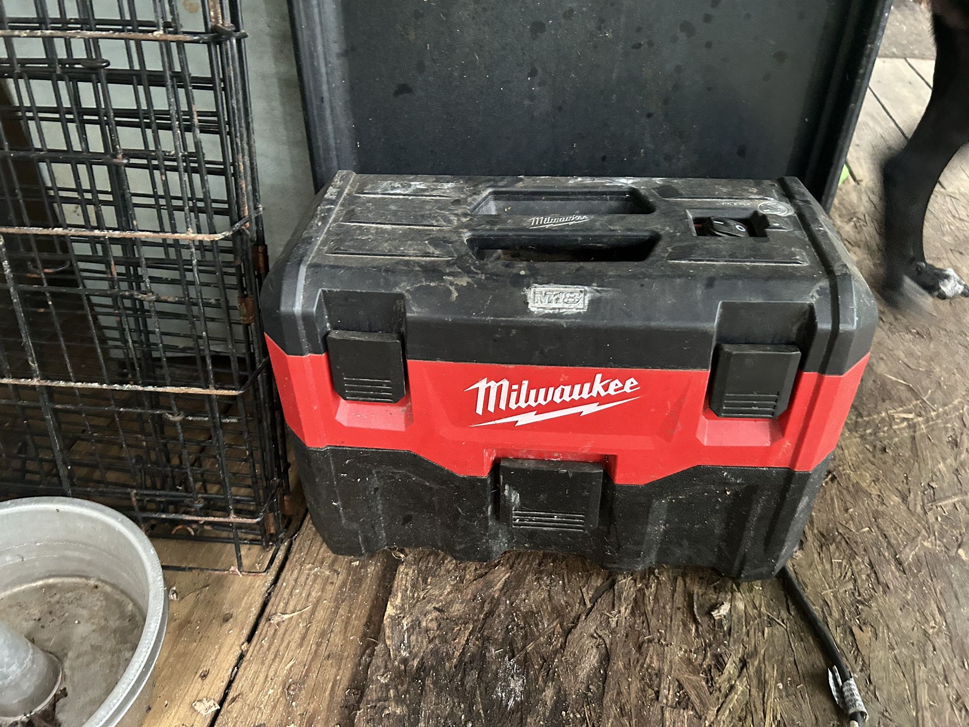 Milwaukee Shop vac M18