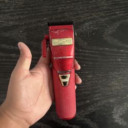 Red Babyliss Clipper