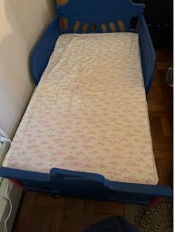toddler bed and mattress