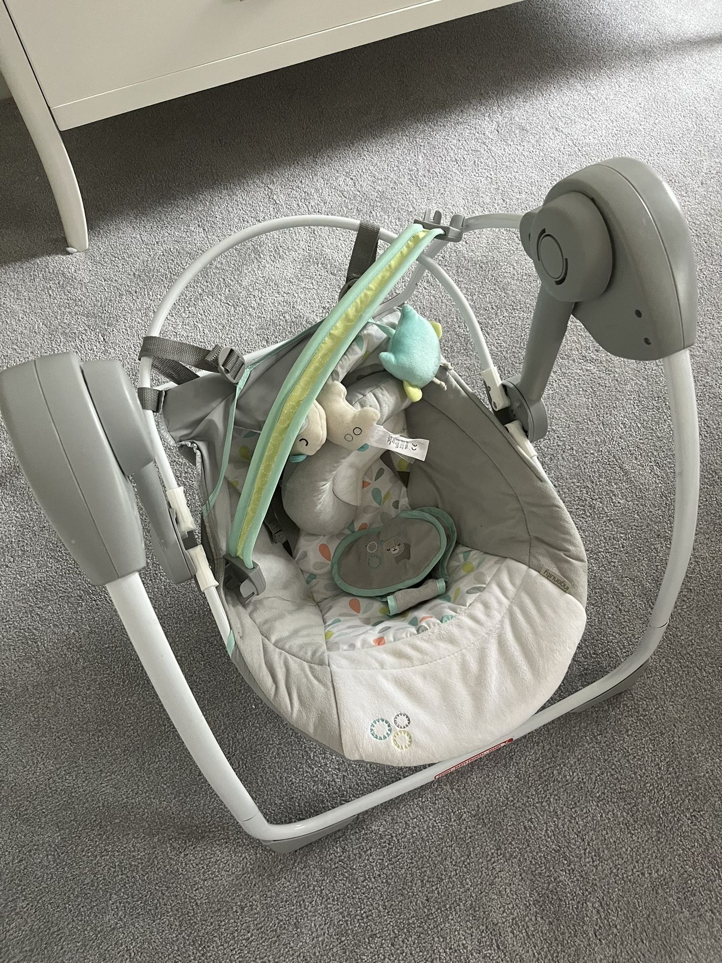 Ingenuity Comfort 2 Go Compact Portable Baby Swing with Music