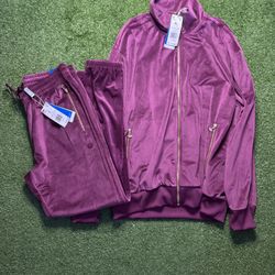 Adidas Velour Tracksuit sold limited time size large & xtra large 