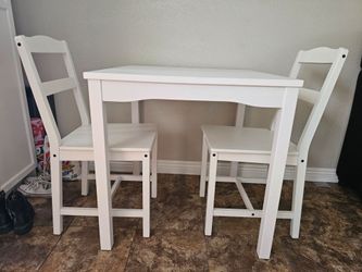 White Ikea table and chairs